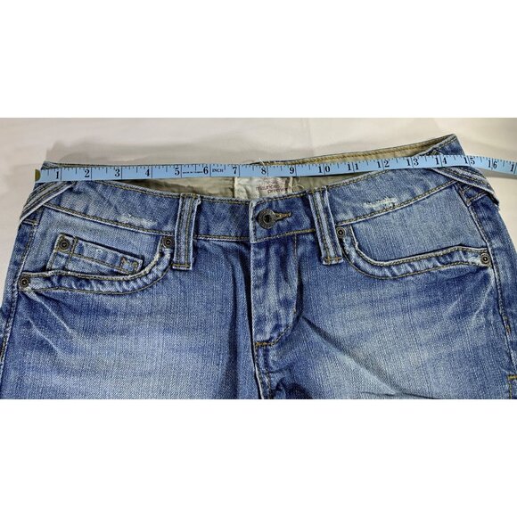 Vintage-Look Maurices Juniors Denim Shorts Frayed Hem Buttoned Pockets Size 1/2 - Picture 7 of 11